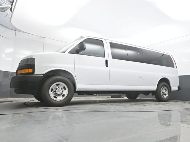 Used 2024 Chevrolet Express 3500 LS RWD image 35