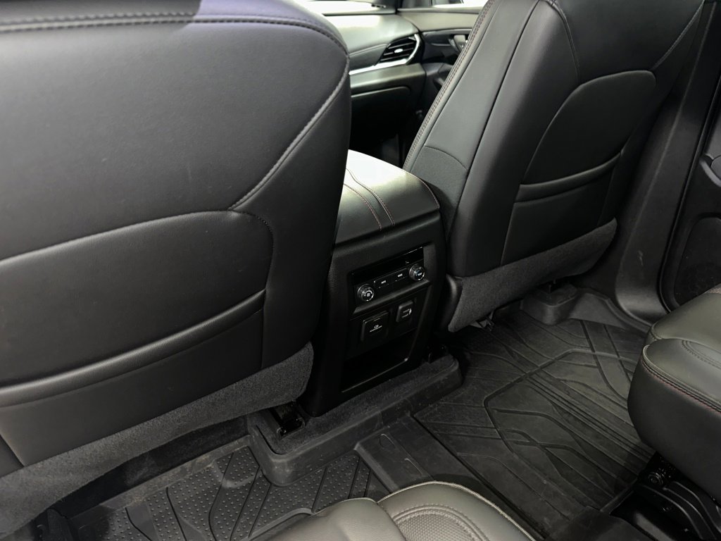 Certified 2023 Chevrolet Traverse RS w/ LPO, Floor Liner Package image 21