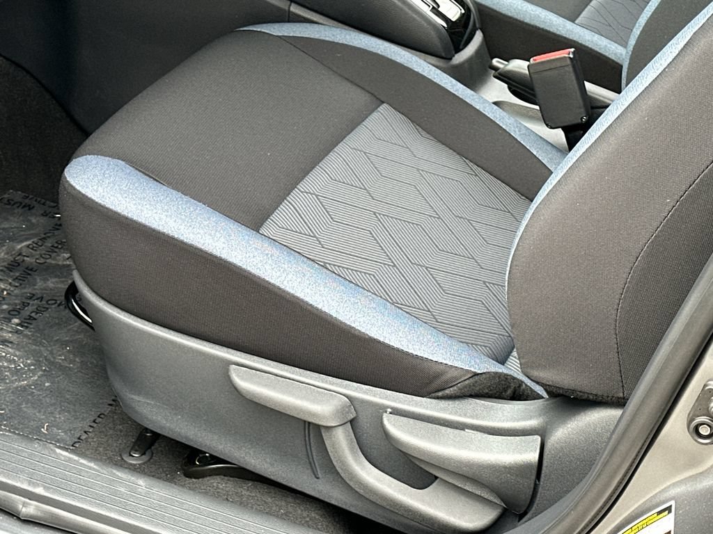 New 2025 Nissan Versa SV w/ Trunk Package FWD image 7