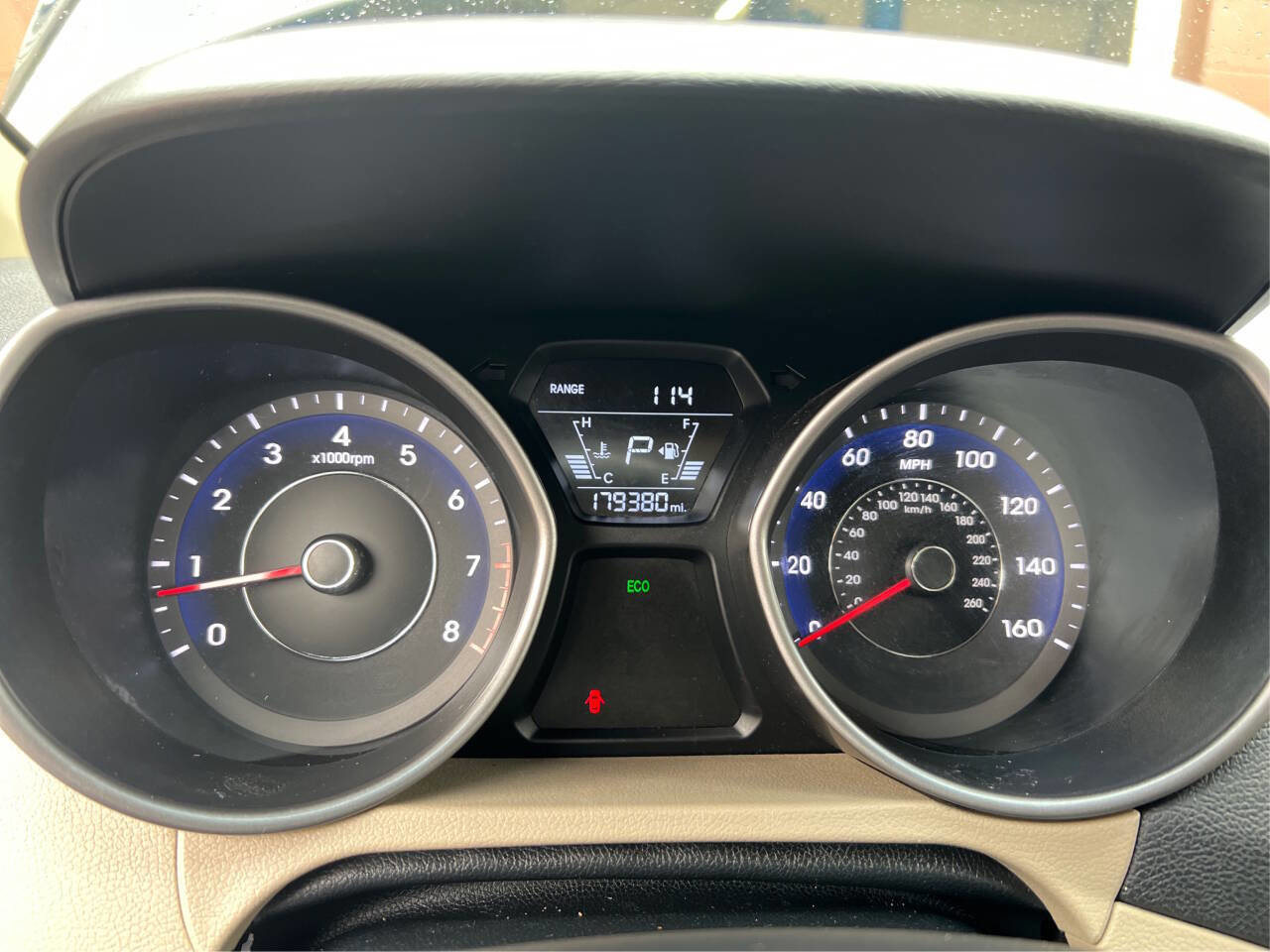 Used 2016 Hyundai Elantra SE image 15