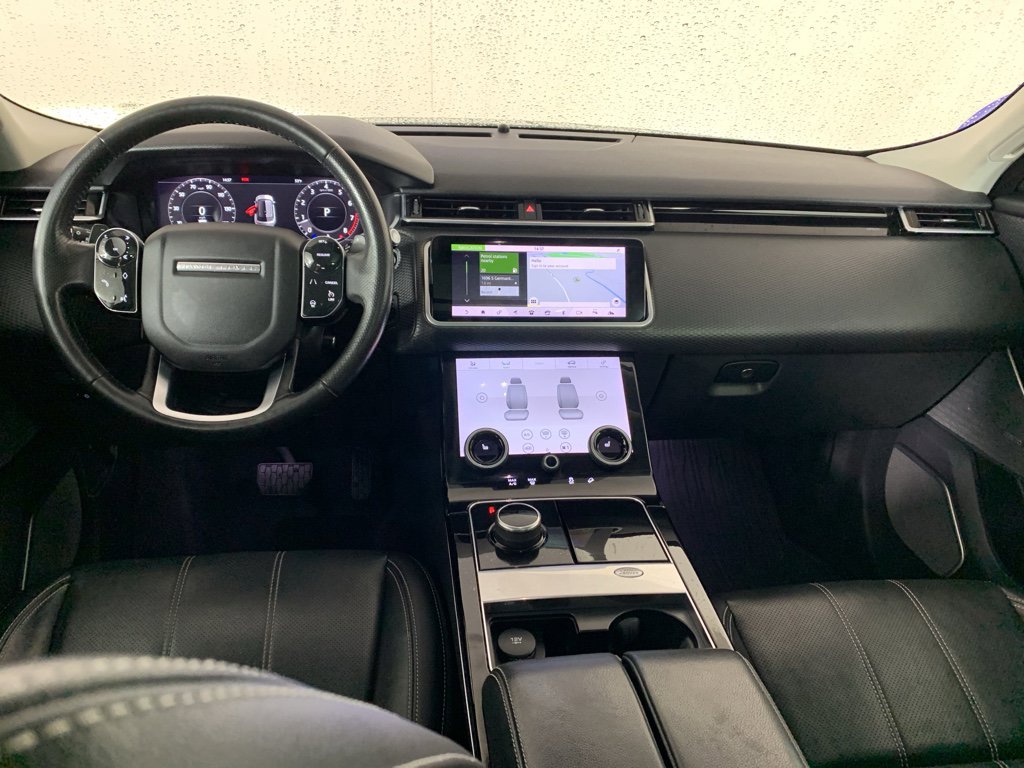 Used 2018 Land Rover Range Rover Velar S image 35