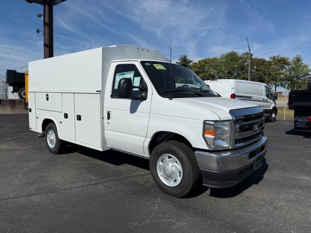 New 2026 Ford E-350 and Econoline 350 Super Duty w/ Power Equipment Group image 1