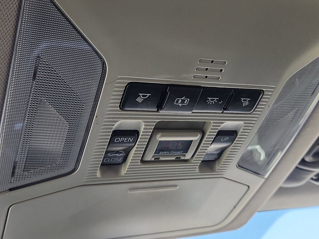 Used 2019 Toyota RAV4 XLE Premium FWD image 20