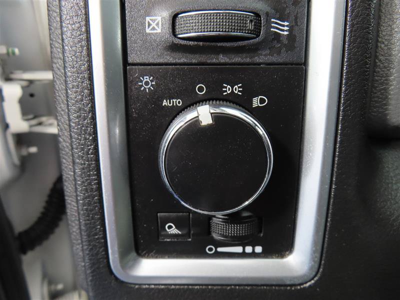 Used 2017 RAM 2500 SLT AWD/4WD image 17