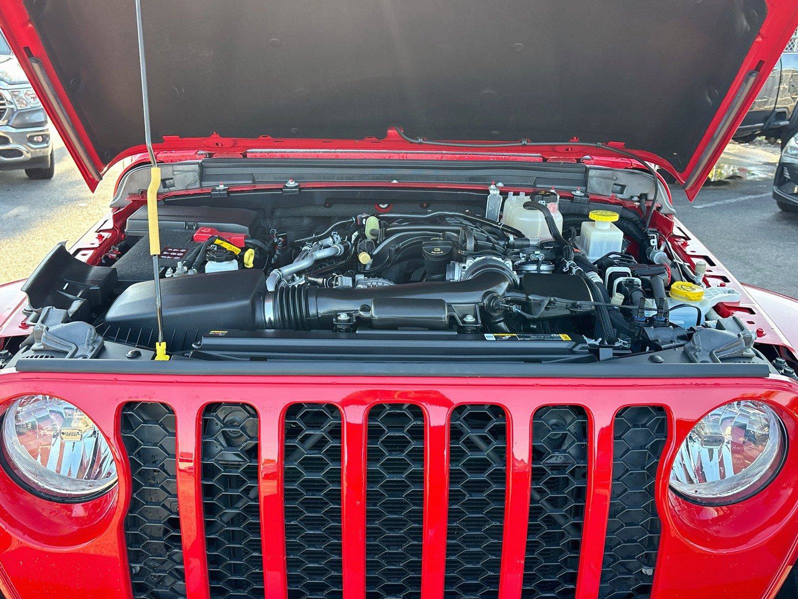 Used 2023 Jeep Gladiator Sport AWD/4WD image 28