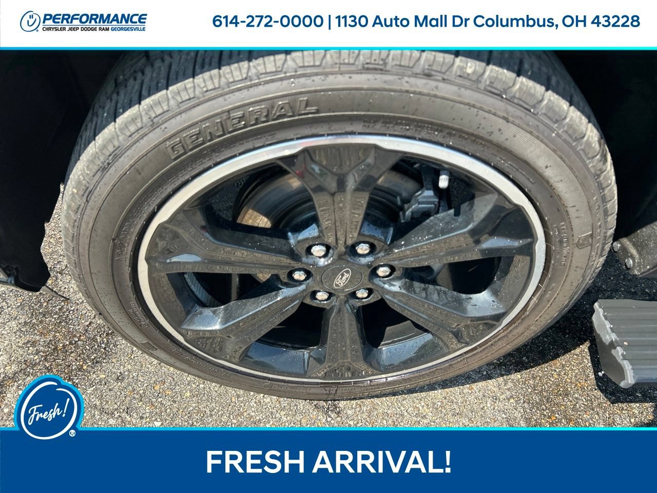 Used 2024 Ford Expedition Limited AWD/4WD image 10