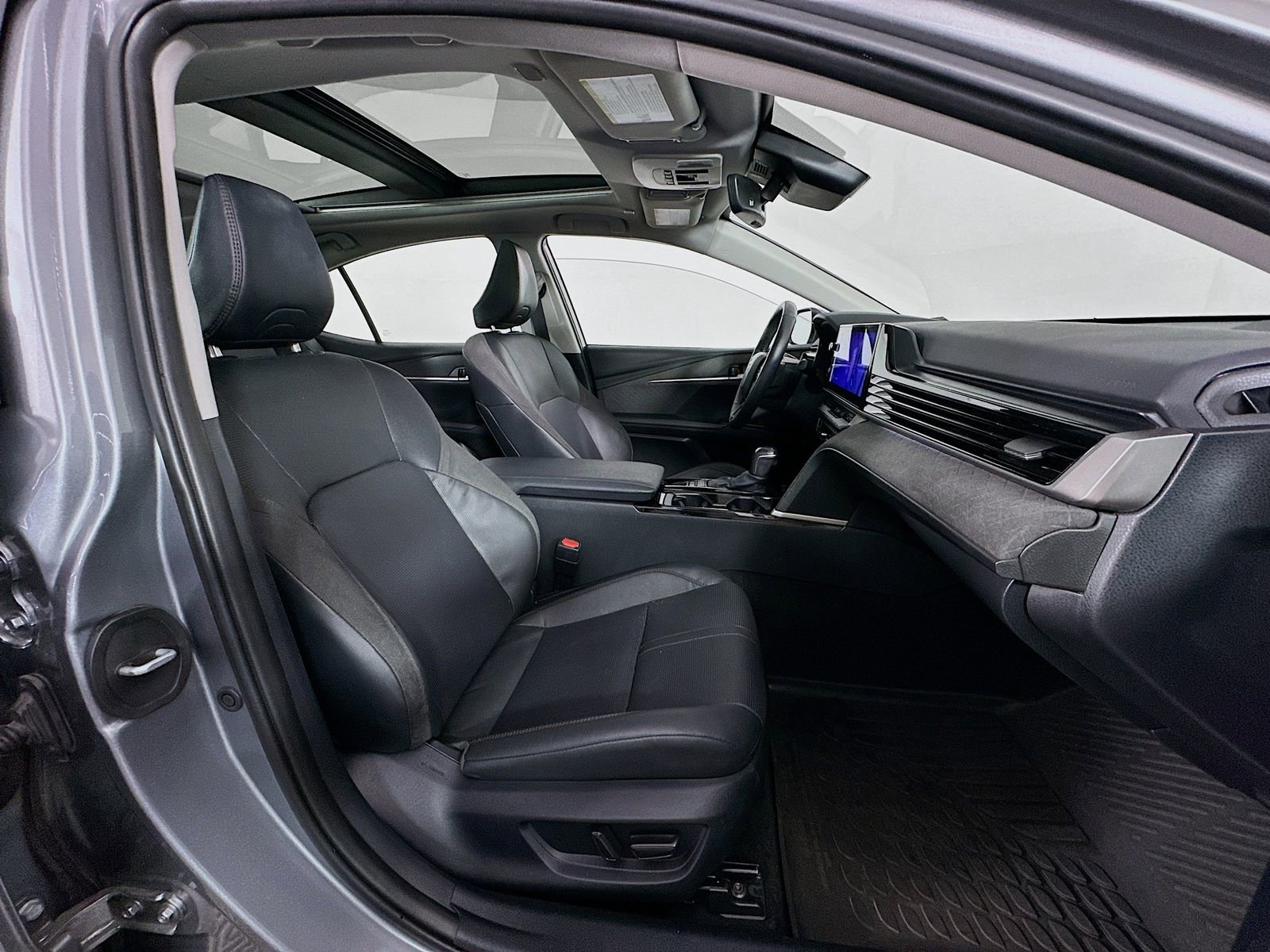 Certified 2025 Toyota Camry XLE image 29