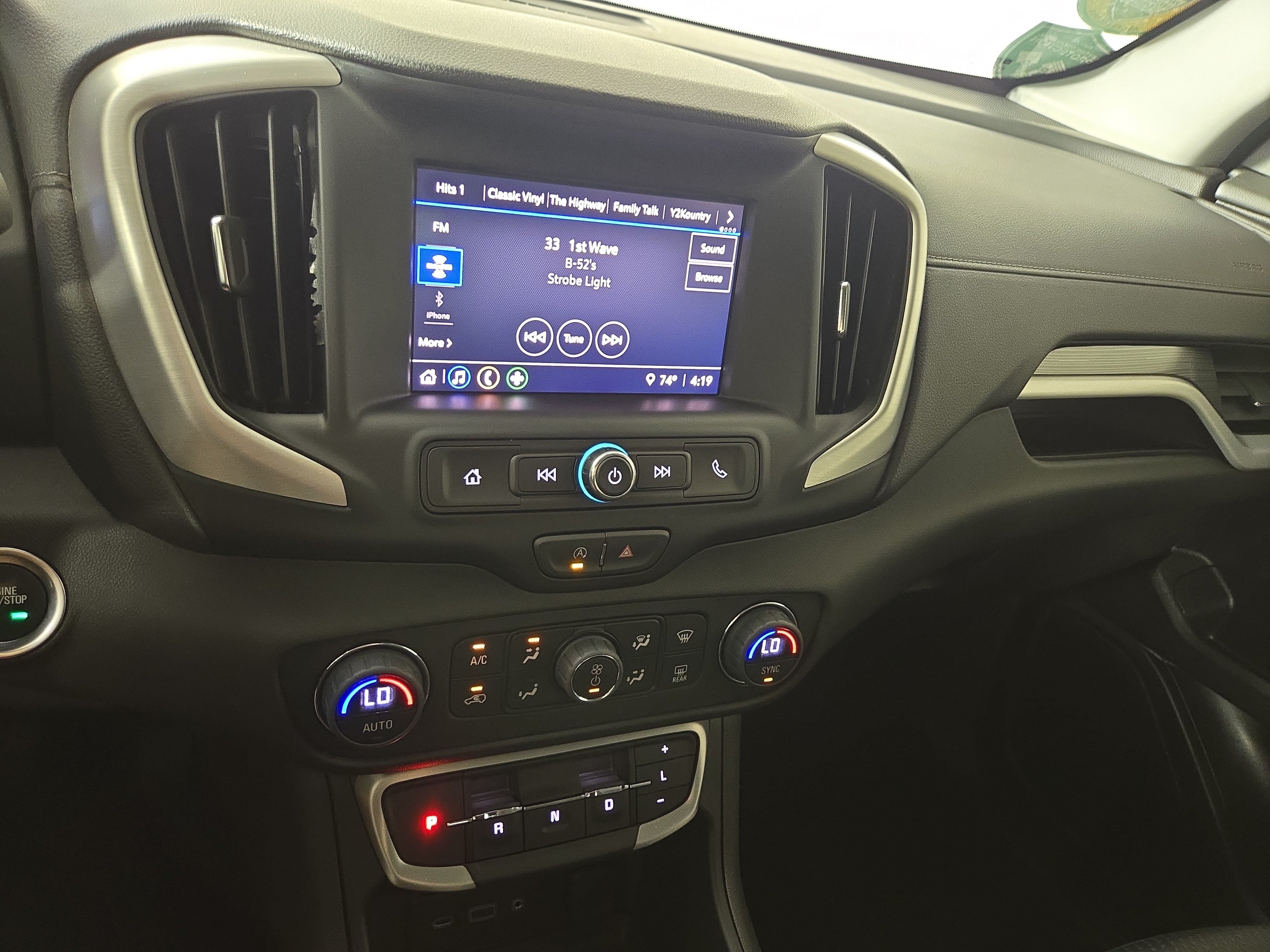 Certified 2024 GMC Terrain SLE w/ Driver Convenience Package FWD image 21