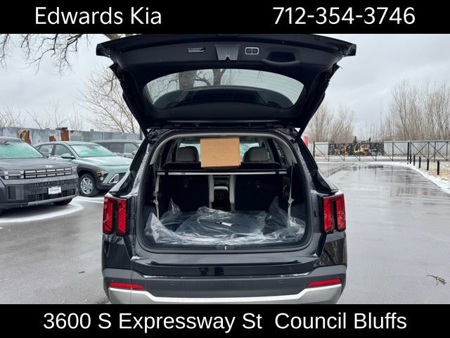 New 2025 Kia Sorento SX FWD image 8