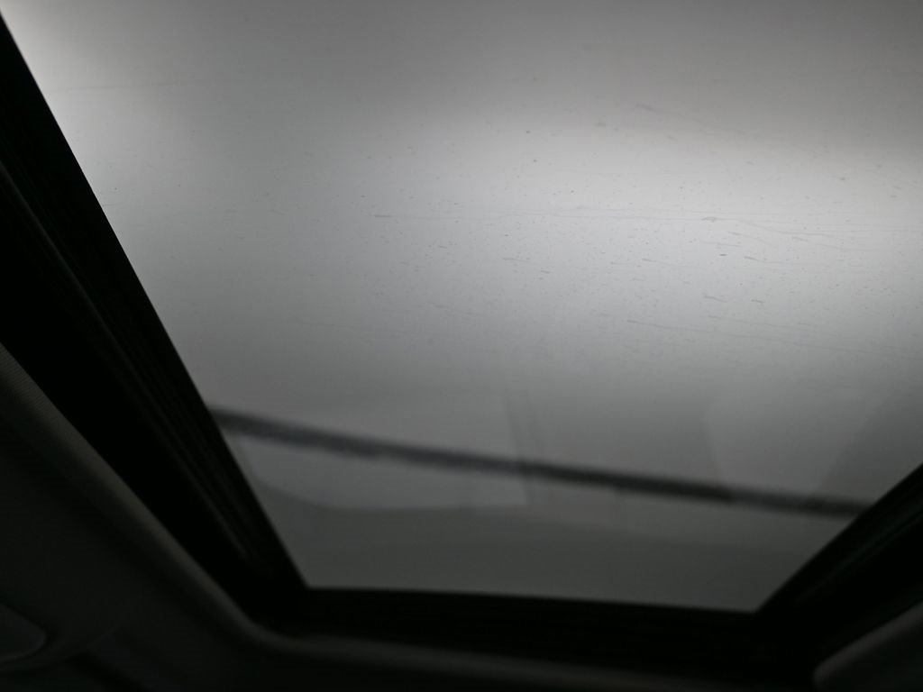 Used 2025 Toyota RAV4 XLE image 19