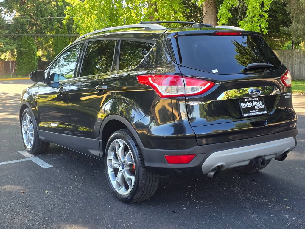 Used 2015 Ford Escape Titanium w/ Equipment Group 301A AWD/4WD image 4