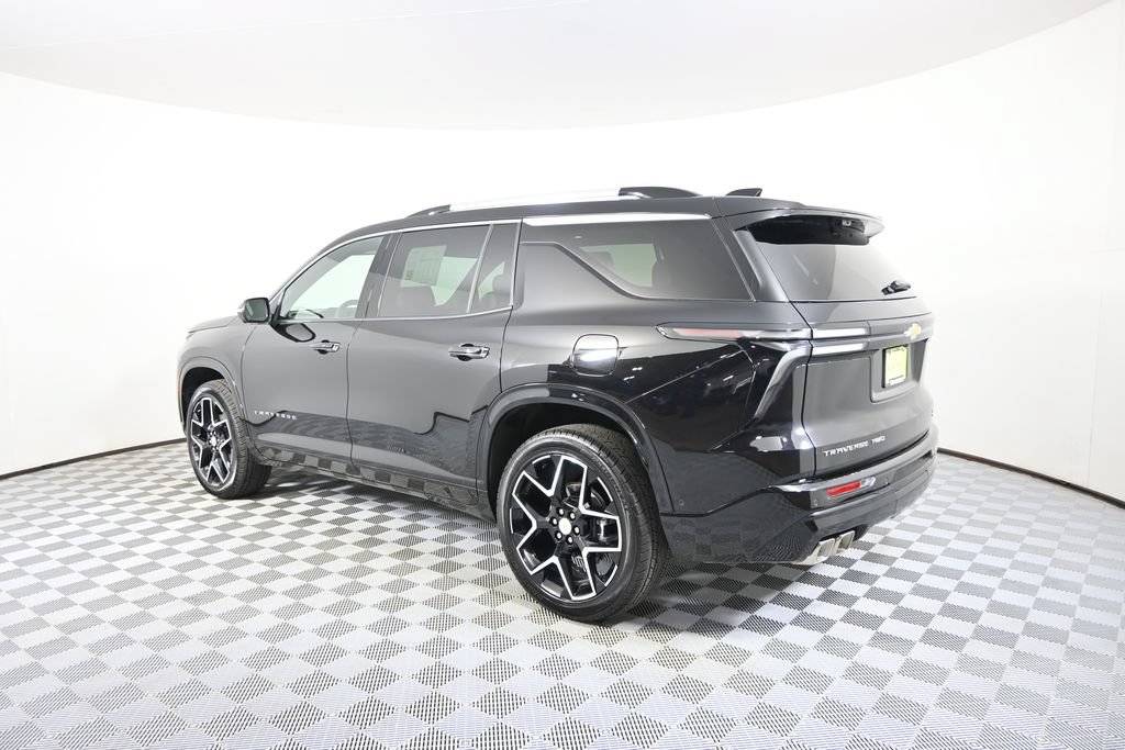 Used 2026 Chevrolet Traverse High Country w/ LPO, Floor Liner Package AWD/4WD image 4