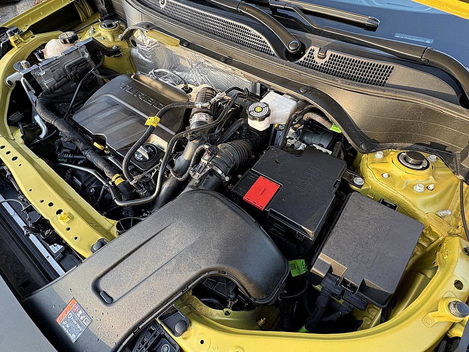 Certified 2024 Chevrolet Trax RS w/ Sunroof Package image 28