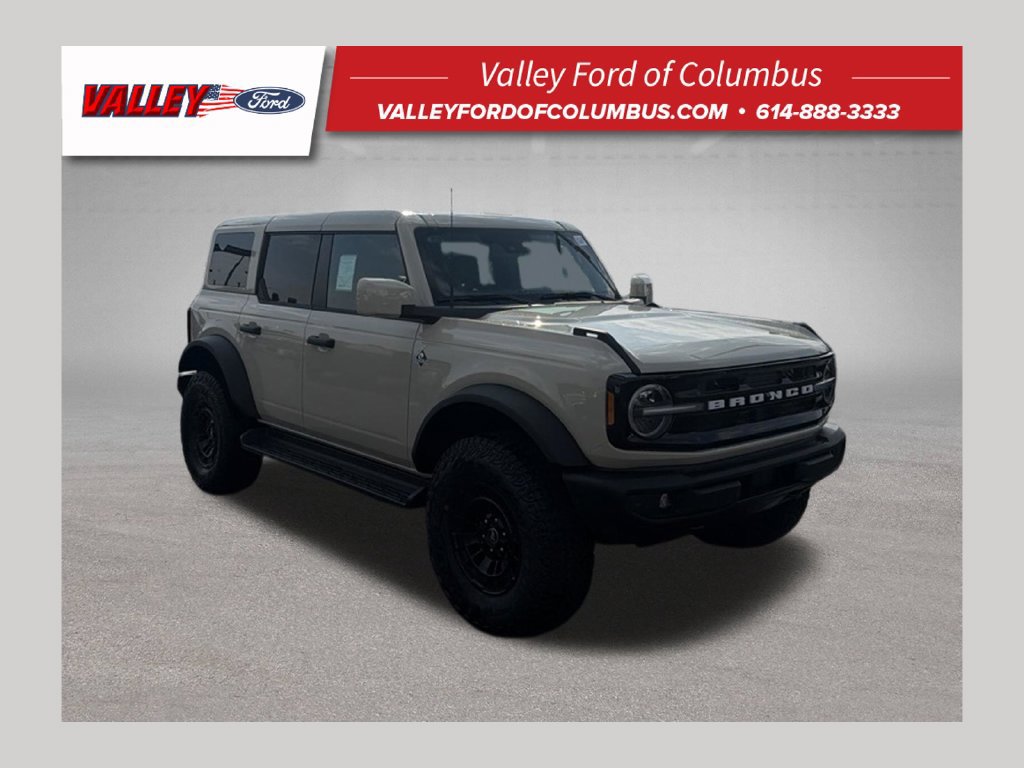 New 2026 Ford Bronco Outer Banks w/ Sasquatch Package