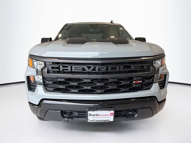 Used 2024 Chevrolet Silverado 1500 Custom Trail Boss w/ Turbomax Blackout Package AWD/4WD image 2