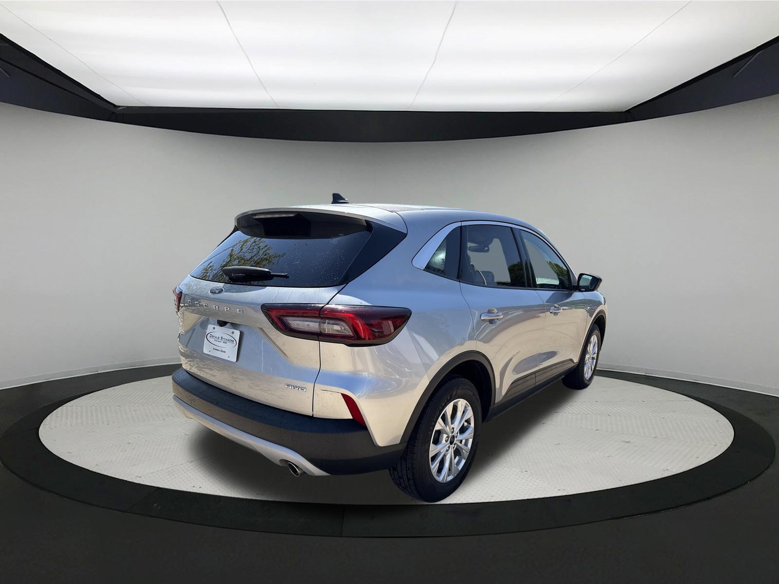 Used 2024 Ford Escape Active AWD/4WD image 5