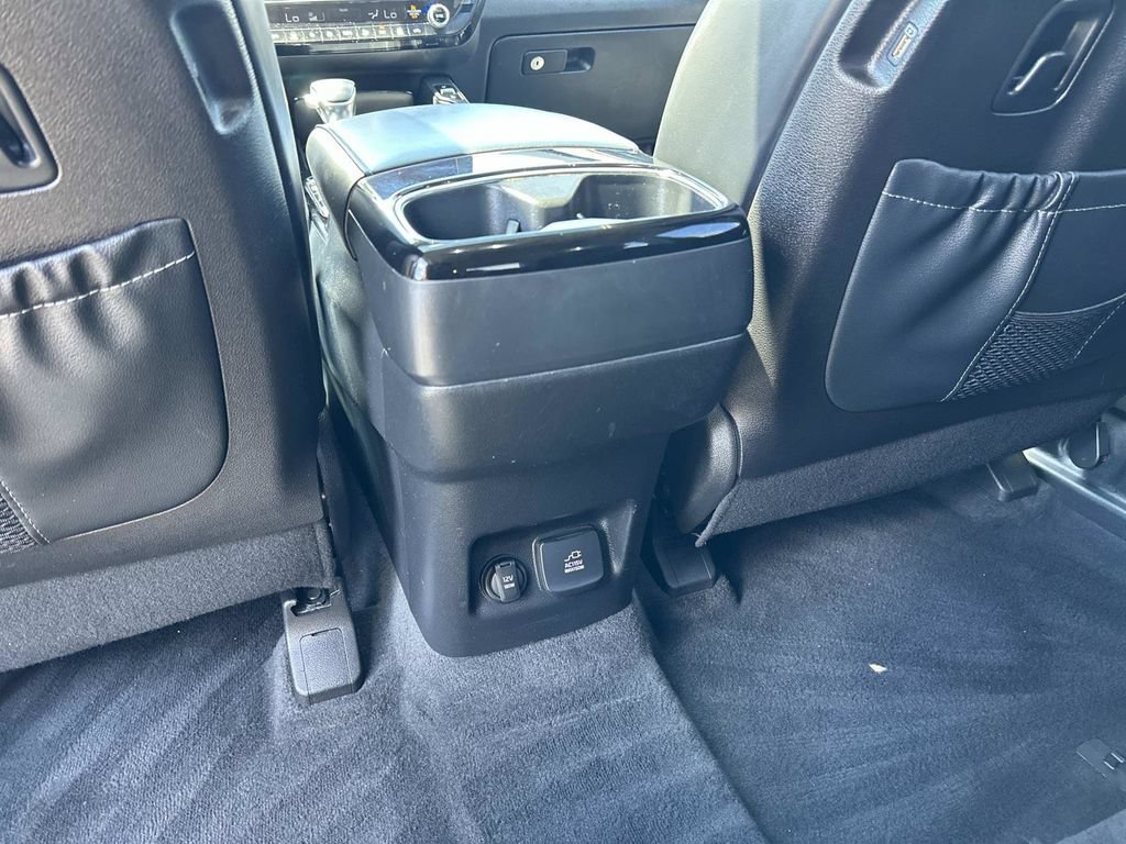 Used 2022 Kia Telluride SX w/ SX Prestige Package AWD/4WD image 32