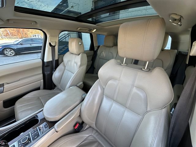 Used 2016 Land Rover Range Rover Sport HSE image 12