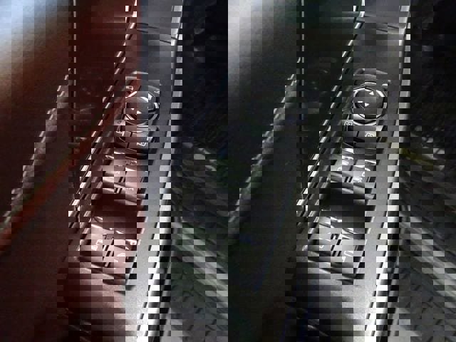 Used 2022 Ford F150 Lariat w/ Equipment Group 502A High image 10