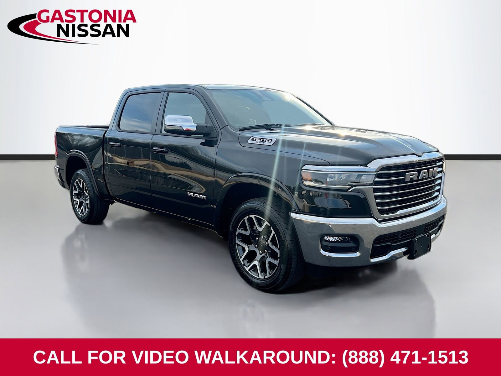 Used 2025 RAM 1500 Laramie image 1