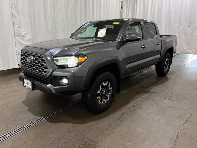 Certified 2023 Toyota Tacoma TRD Off-Road w/ Black Out Package (TMS) AWD/4WD image 9