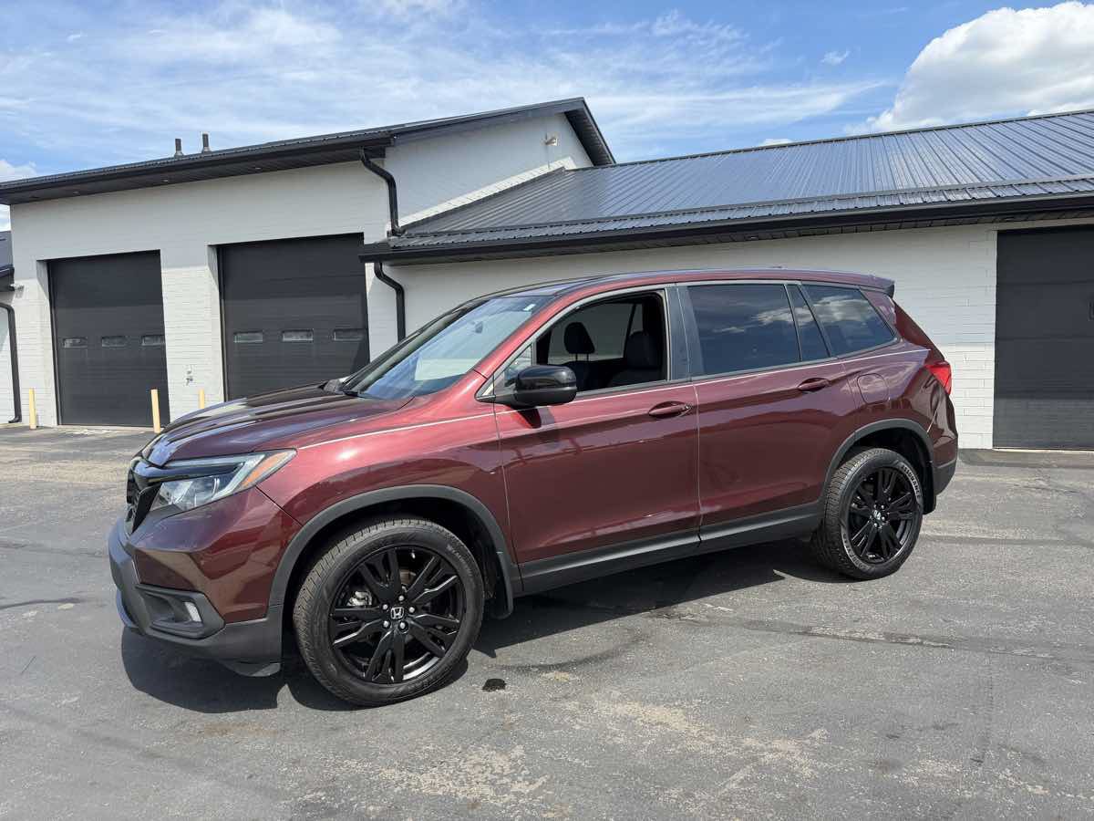 Used 2019 Honda Passport Sport image 2