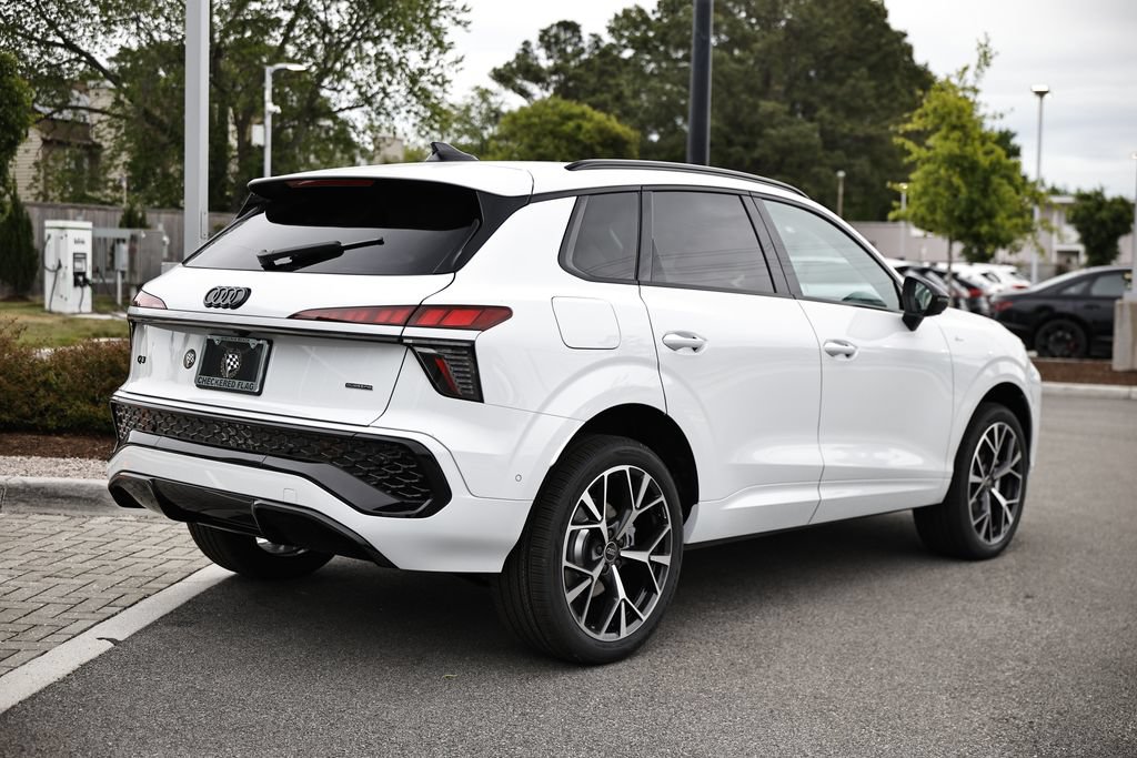 New 2026 Audi Q3 quattro 2.0T AWD/4WD image 7