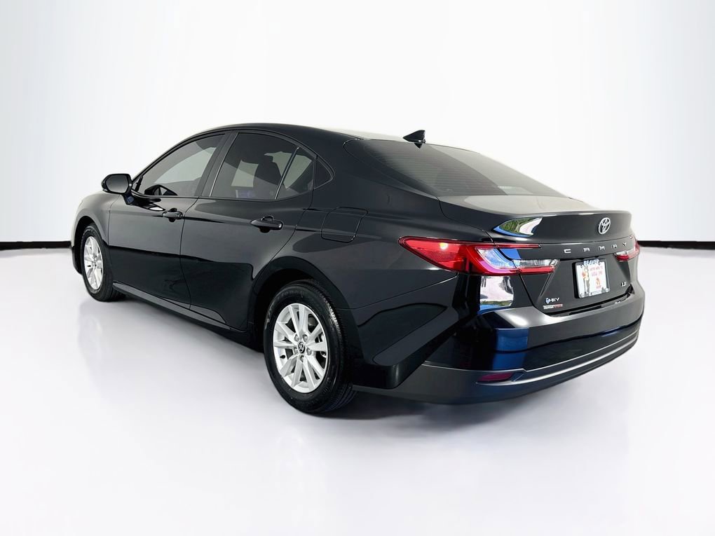 Used 2025 Toyota Camry LE FWD image 6
