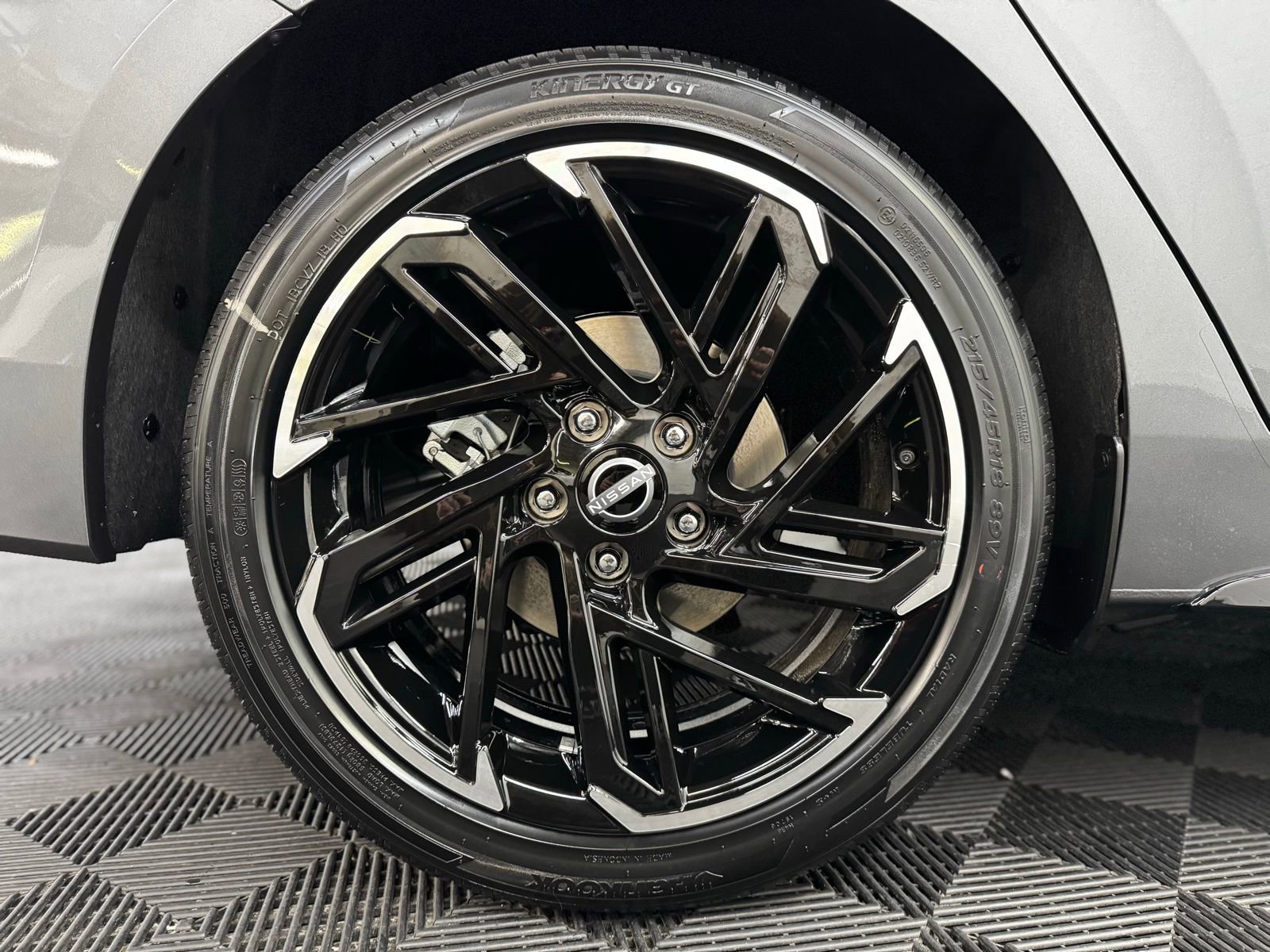 New 2026 Nissan Sentra SR image 9