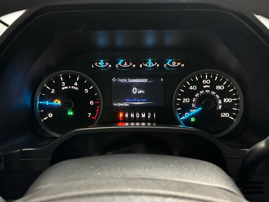 Used 2017 Ford F150 XLT w/ Trailer Tow Package image 13