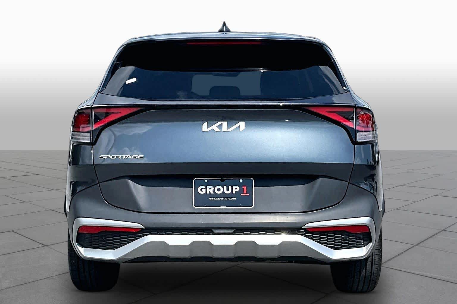 Used 2023 Kia Sportage EX FWD image 5