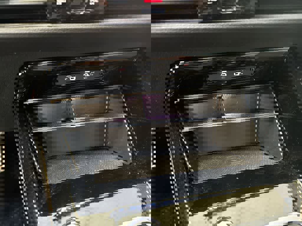 Used 2024 Volkswagen GTI Autobahn image 33