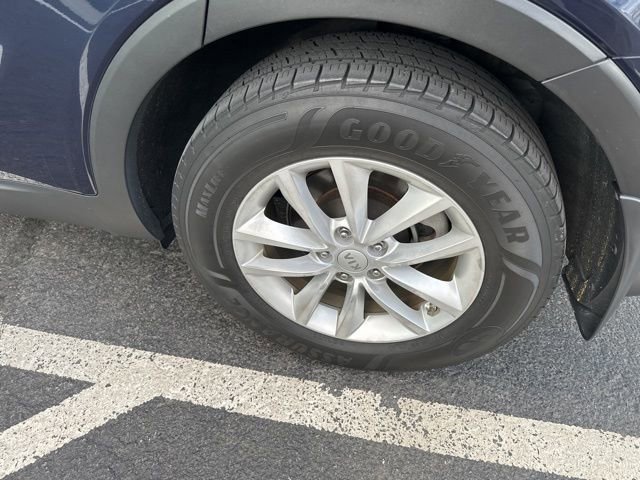 Used 2018 Kia Sorento LX image 7