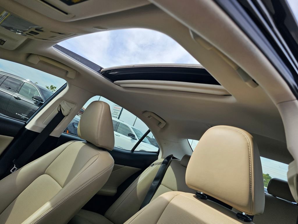 Used 2020 Lexus IS 300 image 30