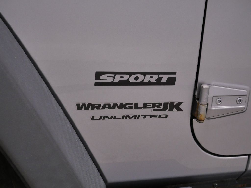 Certified 2018 Jeep Wrangler Unlimited Sport S AWD/4WD image 14
