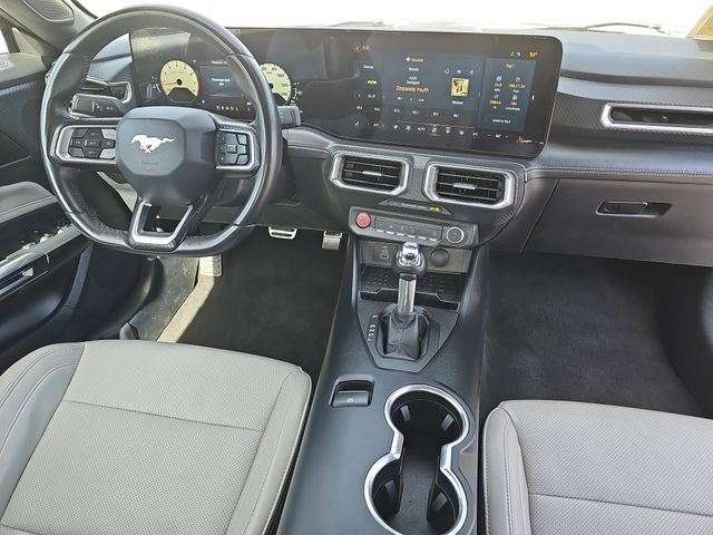 Used 2024 Ford Mustang Premium image 11