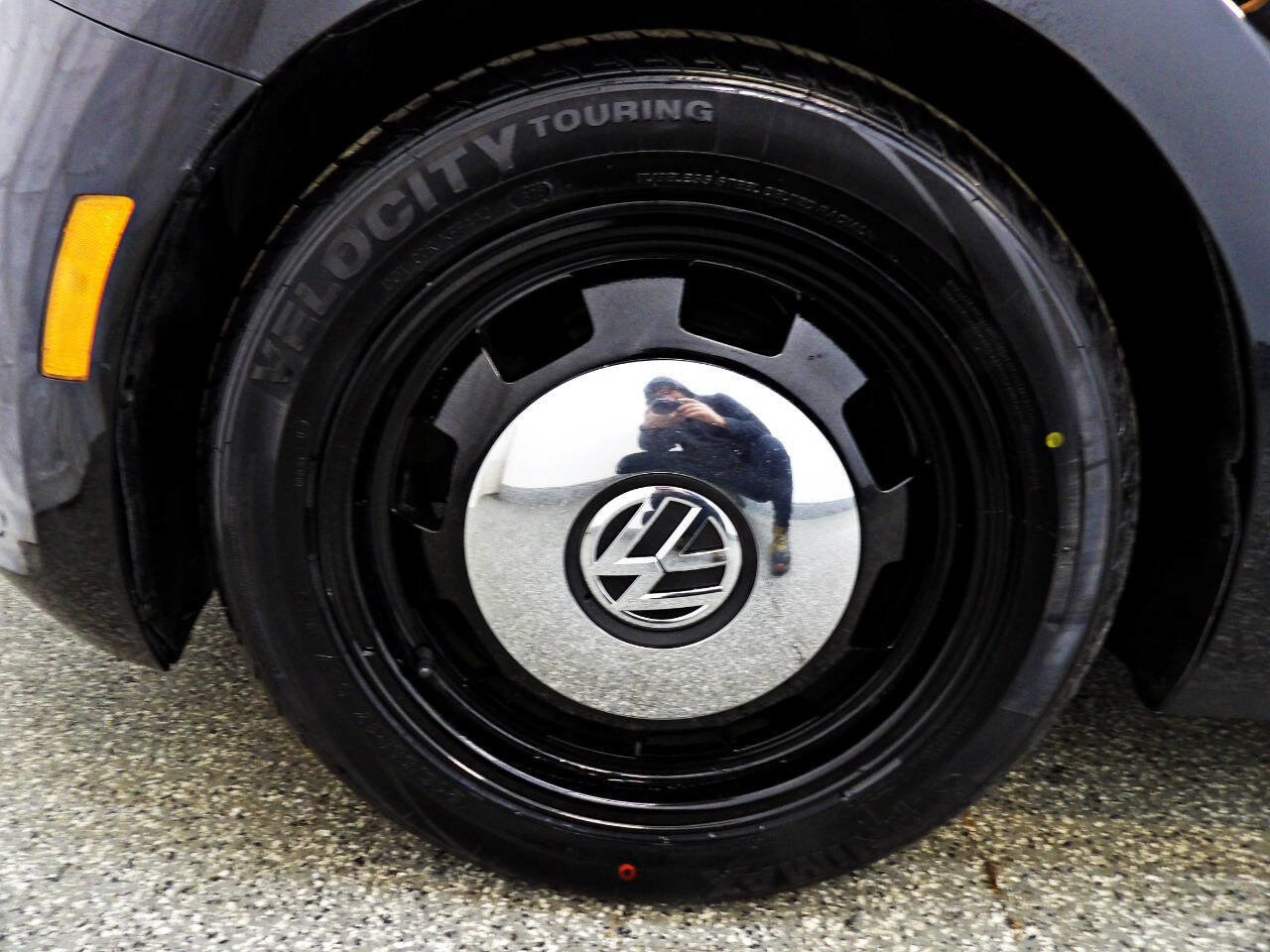 Used 2016 Volkswagen Beetle 1.8T SE image 16