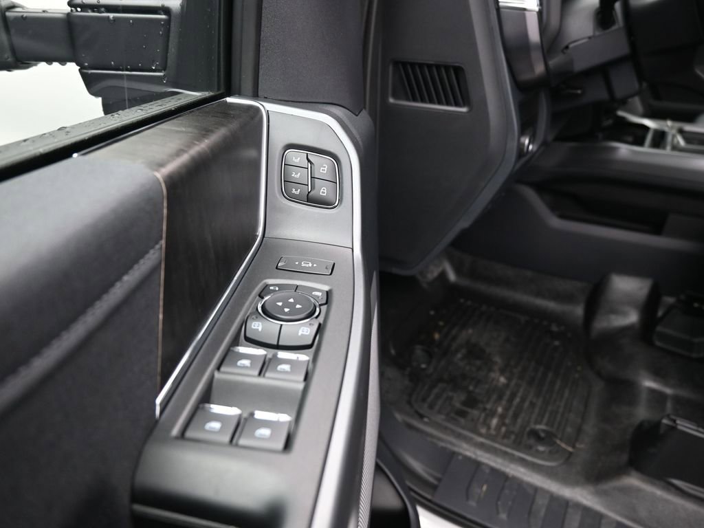 New 2026 Ford F350 Lariat image 26