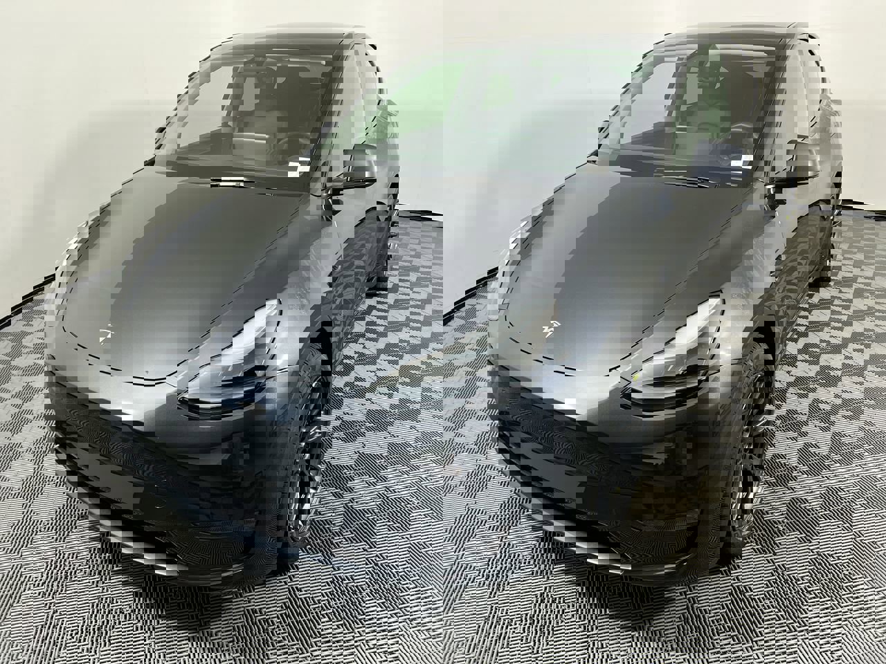 Used 2025 Tesla Model Y Long Range image 7