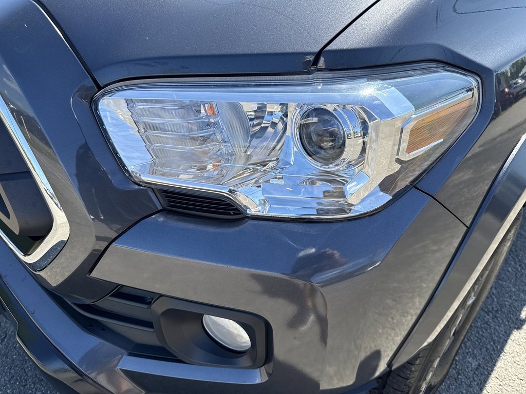 Certified 2023 Toyota Tacoma SR5 image 30