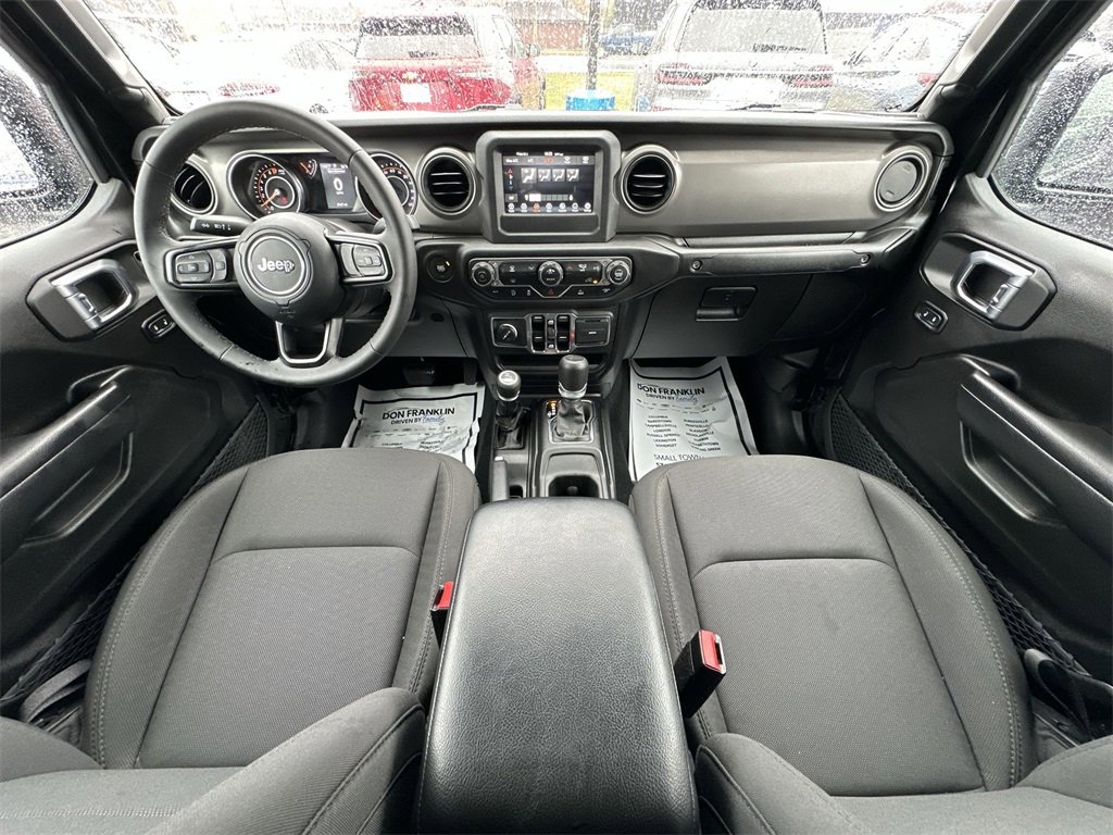 Used 2023 Jeep Gladiator Sport image 20