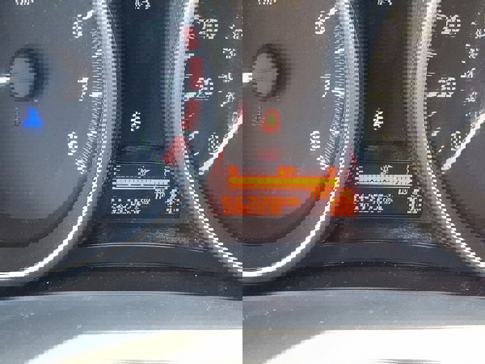 Used 2012 MAZDA MAZDA5 Sport image 18