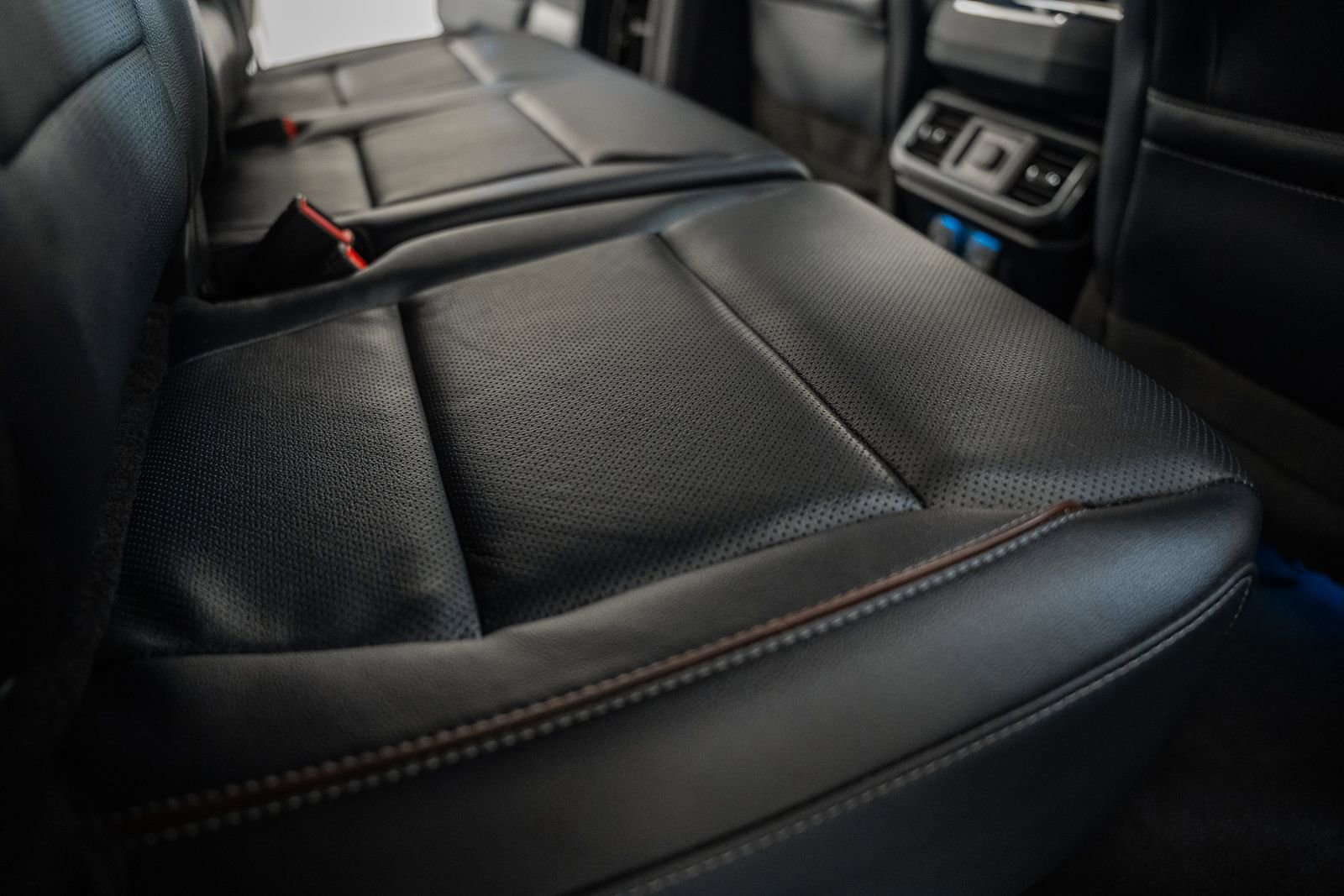 Certified 2023 Ford F150 Lariat image 37