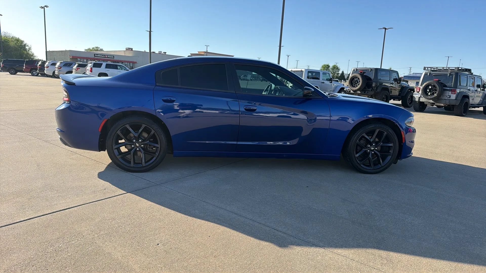 Used 2019 Dodge Charger SXT w/ Blacktop Package RWD image 24