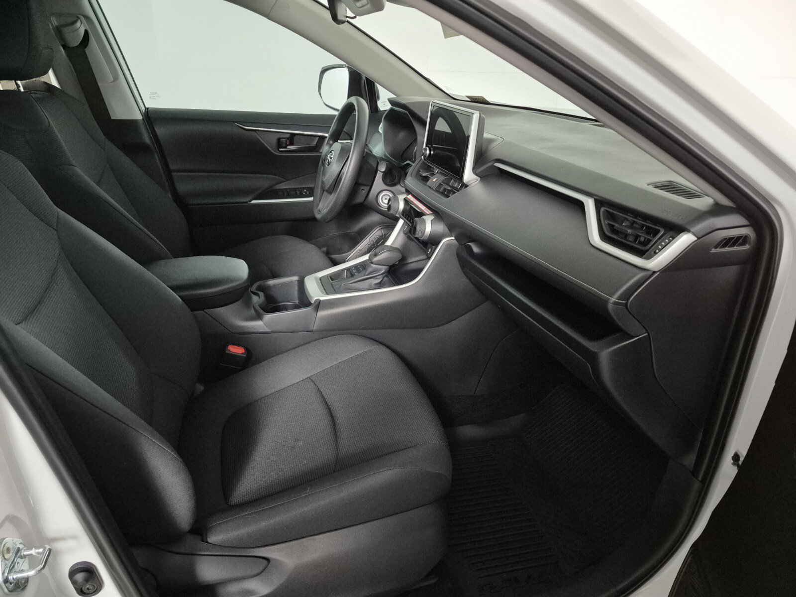 New 2025 Toyota RAV4 LE image 25