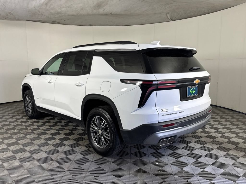 Certified 2026 Chevrolet Traverse LT AWD/4WD image 8