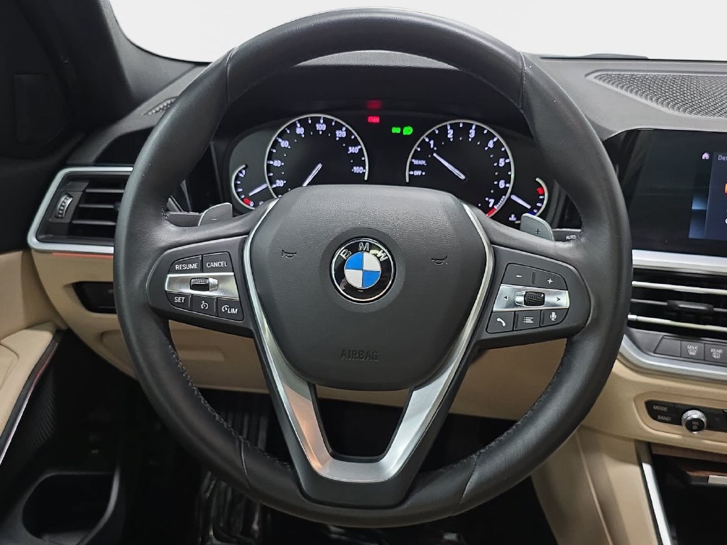 Used 2020 BMW 330i Sedan w/ Convenience Package RWD image 13