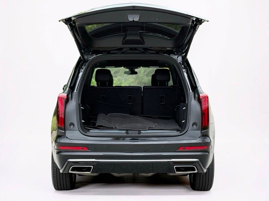 Certified 2024 Cadillac XT6 Premium Luxury w/ LPO, Floor Liner Package AWD/4WD image 14