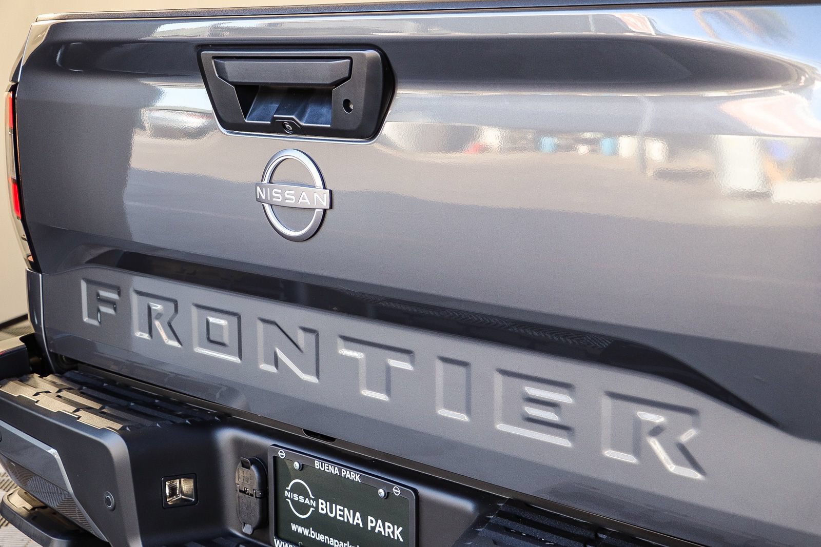 New 2026 Nissan Frontier SV w/ Tow Package RWD image 10