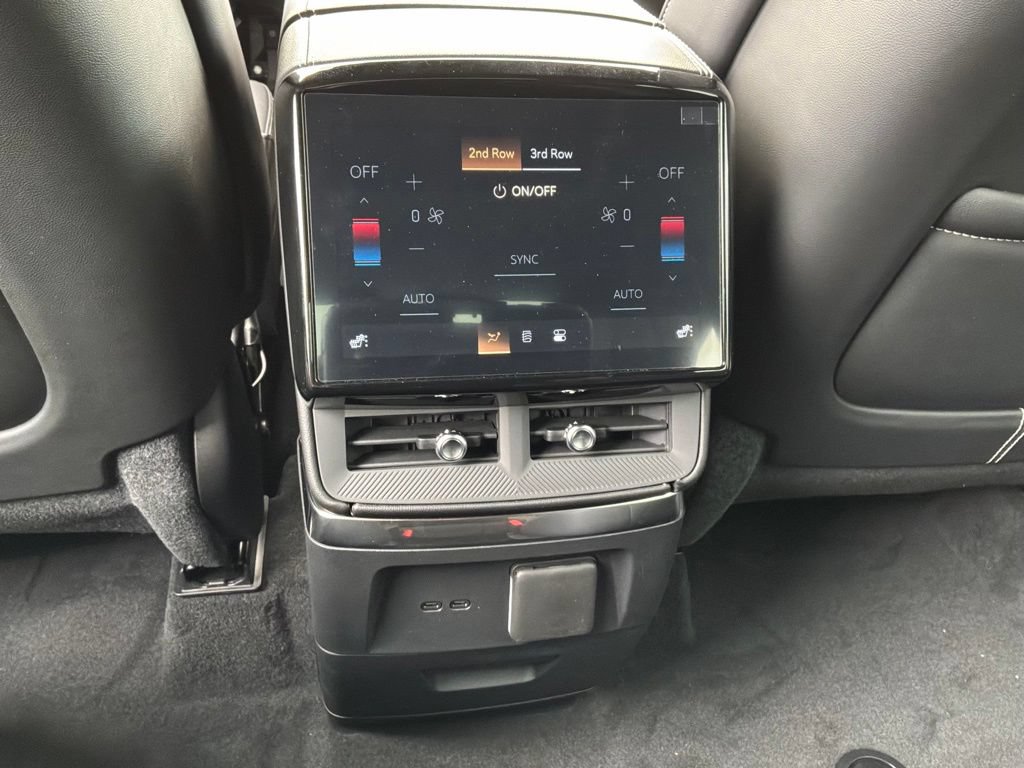 New 2027 Cadillac Vistiq Premium Luxury AWD/4WD image 36